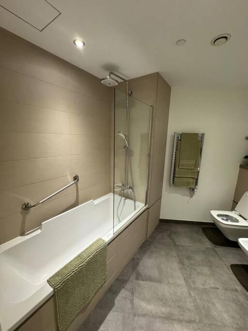 Luxury 1 Bed With Pool And Sea Views Apartment Gibraltar Exterior photo