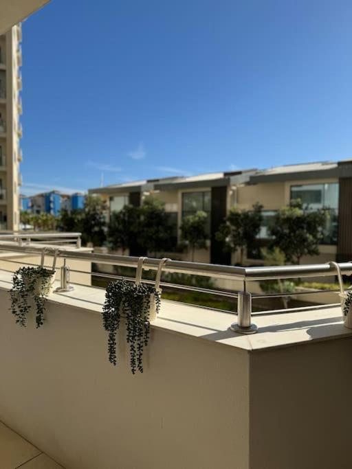 Luxury 1 Bed With Pool And Sea Views Apartment Gibraltar Exterior photo