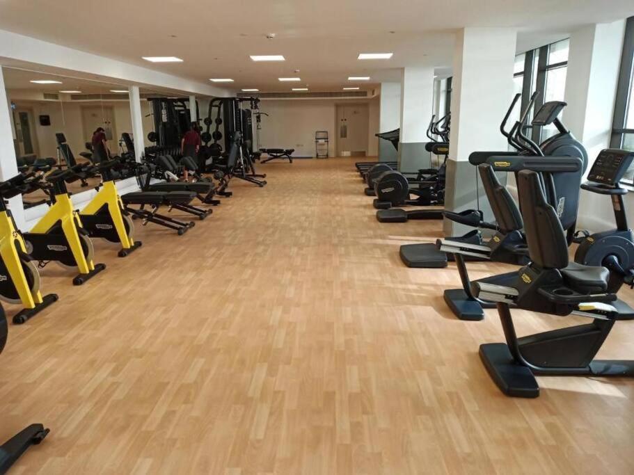 Luxury 1 Bed With Pool And Sea Views Apartment Gibraltar Exterior photo